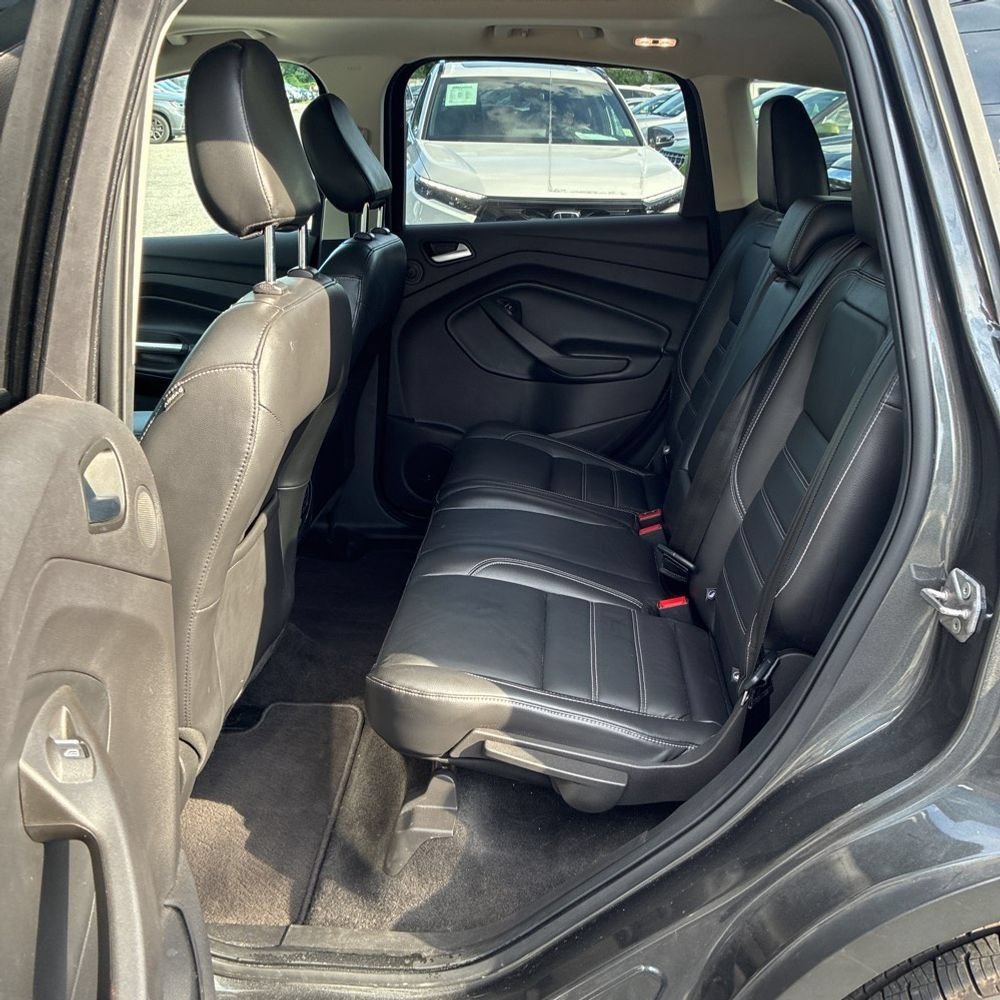 Used 2019 Ford Escape Titanium AWD/4WD image 12