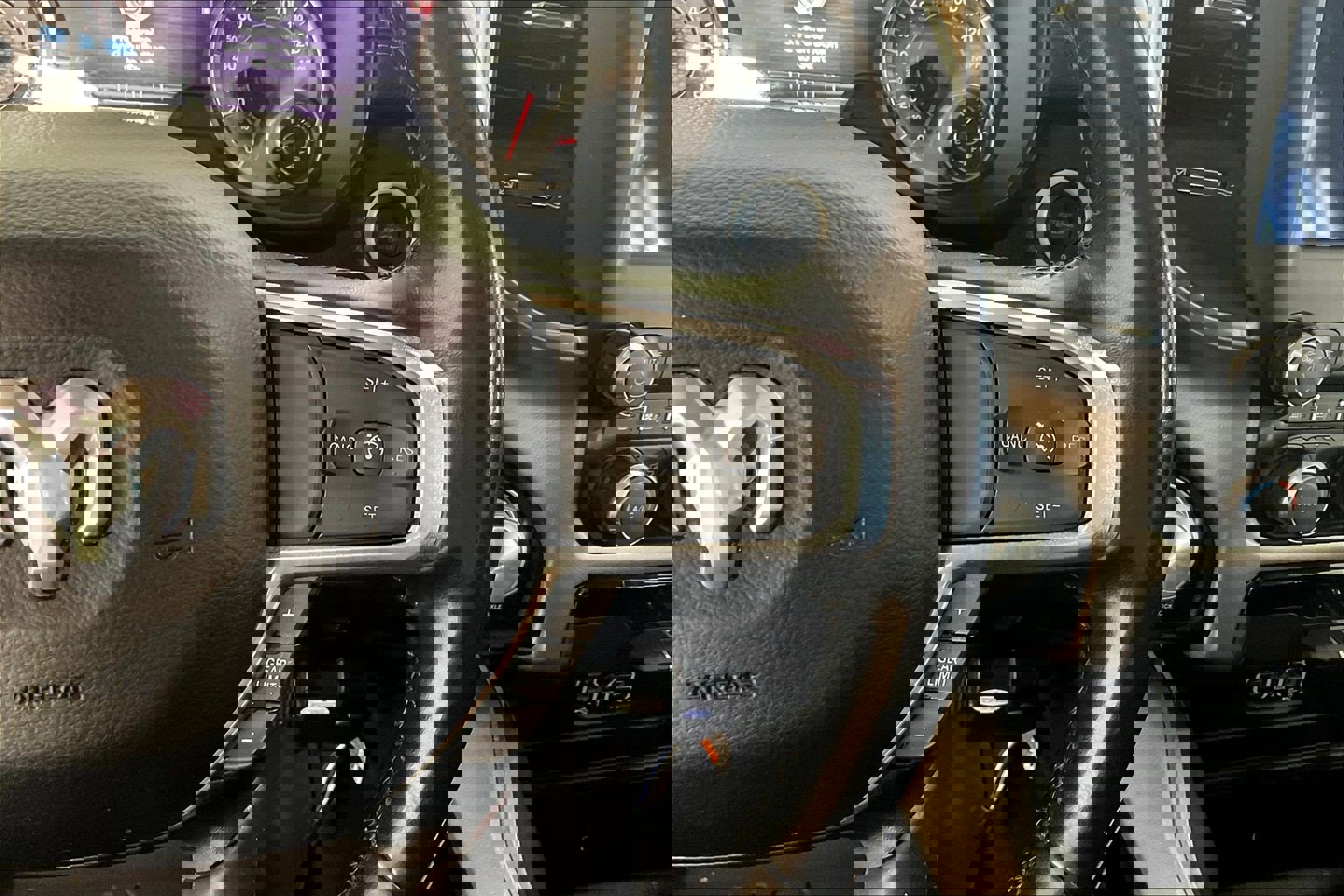 Used 2020 RAM 1500 Laramie image 20