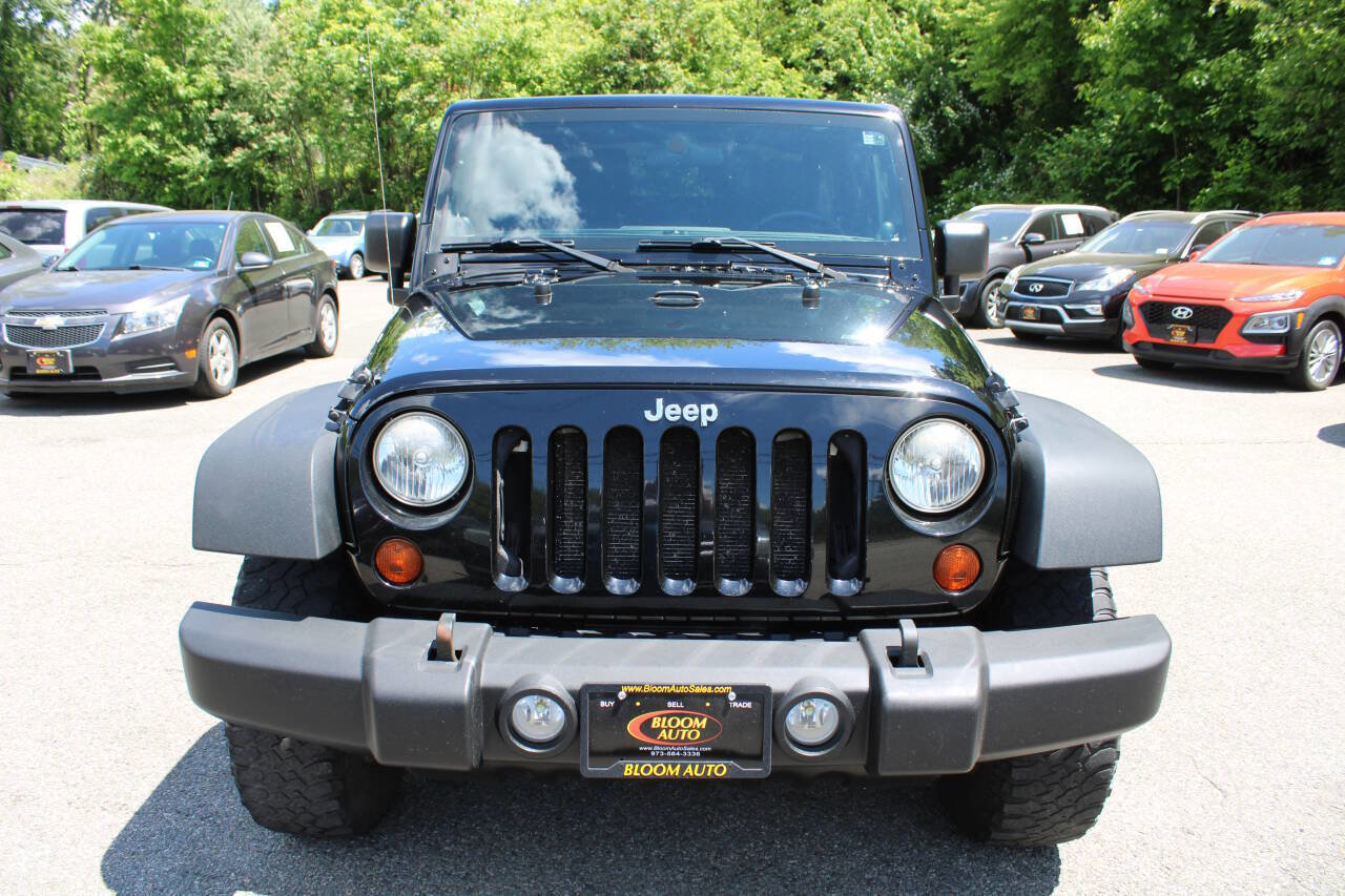 Used 2011 Jeep Wrangler Rubicon w/ Dual Top Group AWD/4WD image 3