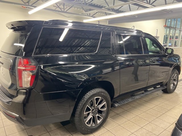 Used 2021 Chevrolet Suburban Z71 w/ Z71 Signature Package image 7