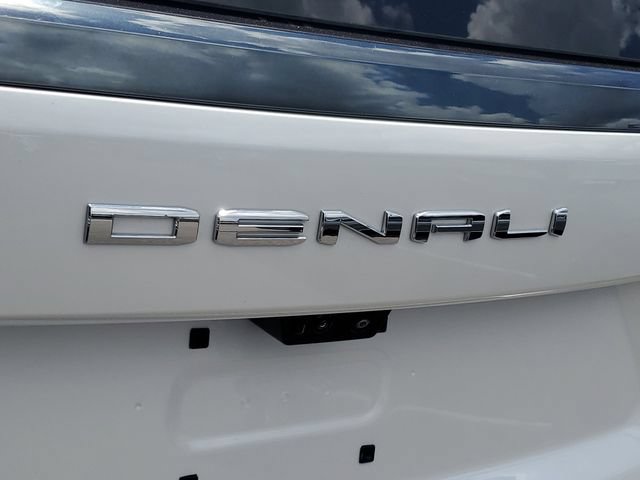 Used 2025 GMC Yukon XL Denali Ultimate AWD/4WD image 30