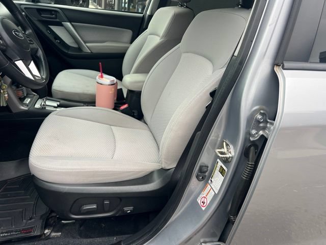 Used 2017 Subaru Forester 2.5i Premium w/ All-Weather Package AWD/4WD image 5