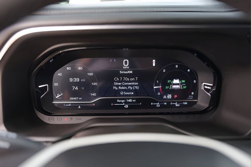 Used 2024 GMC Yukon Denali image 11