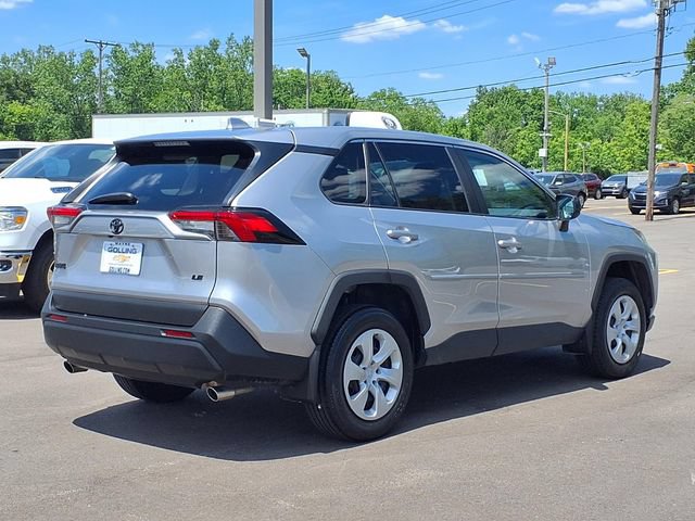 Used 2023 Toyota RAV4 LE FWD video 2
