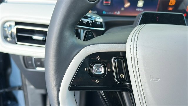 New 2026 Lincoln Aviator AWD image 25