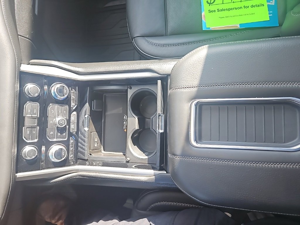 Used 2022 GMC Yukon Denali w/ Denali Premium Package image 20