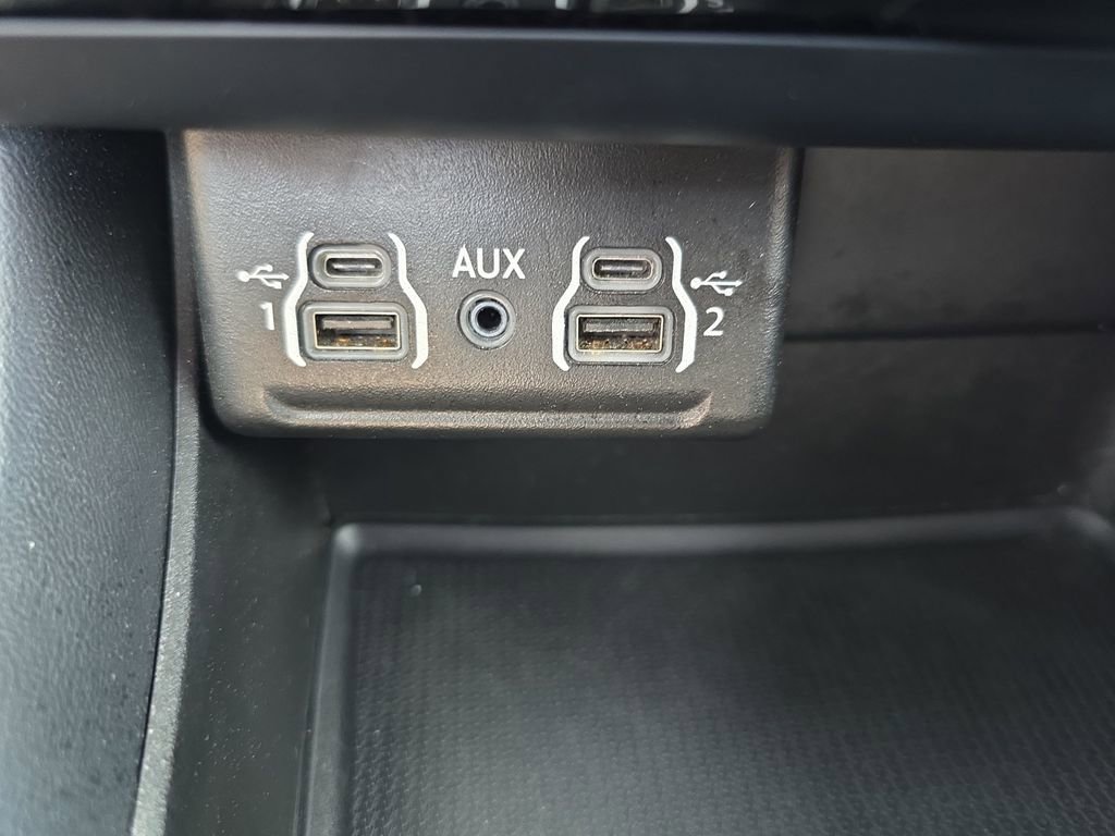 Used 2024 Dodge Durango GT AWD/4WD image 25