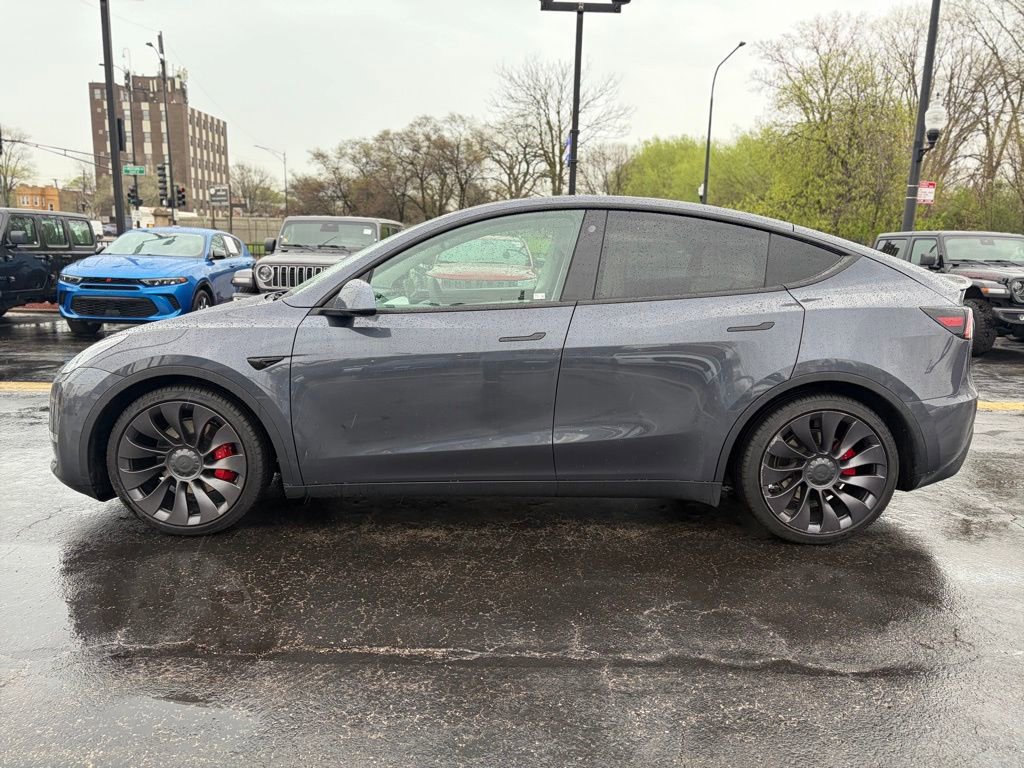 Used 2021 Tesla Model Y Performance image 3