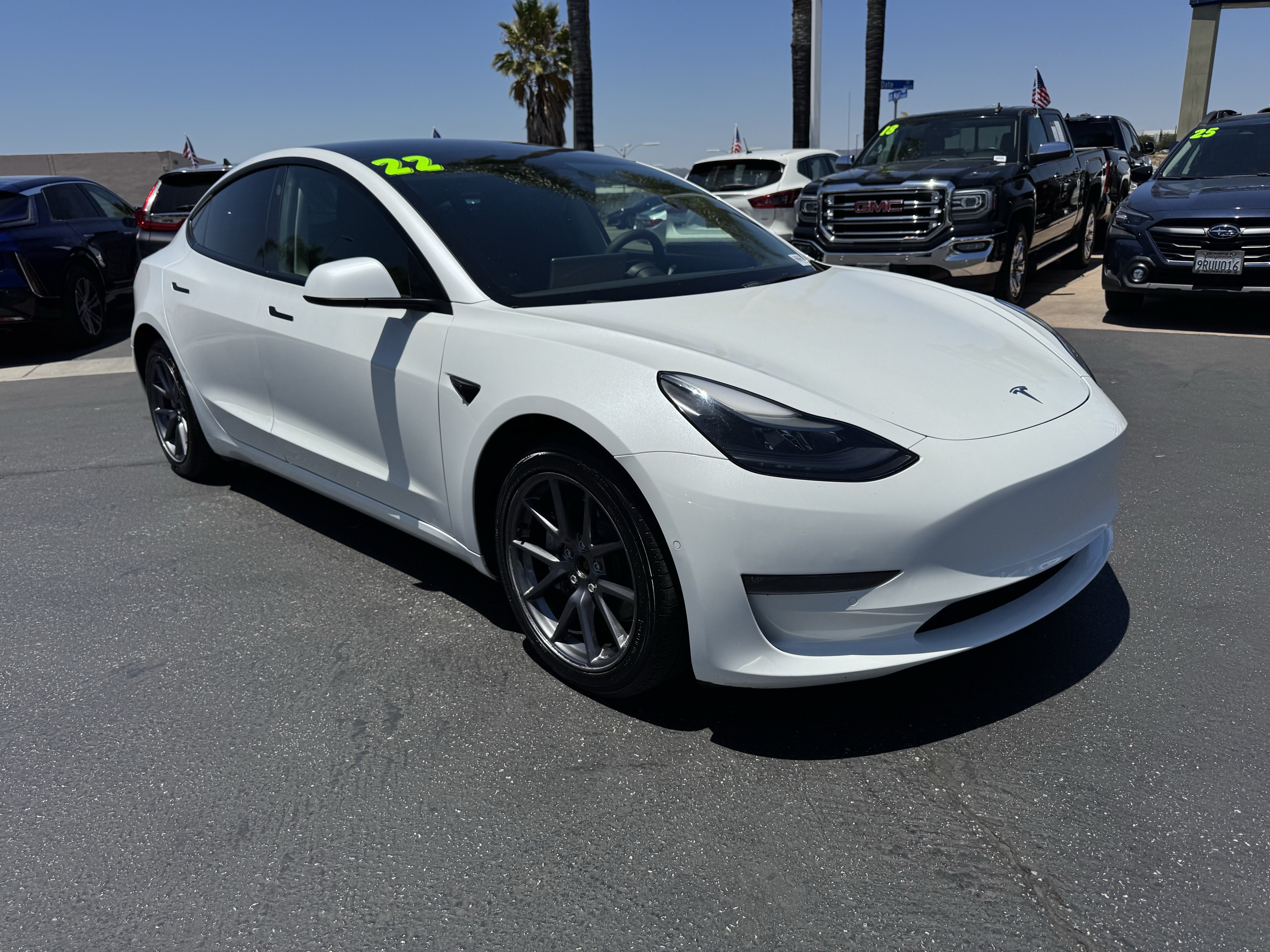 Used 2022 Tesla Model 3 Long Range AWD/4WD image 2