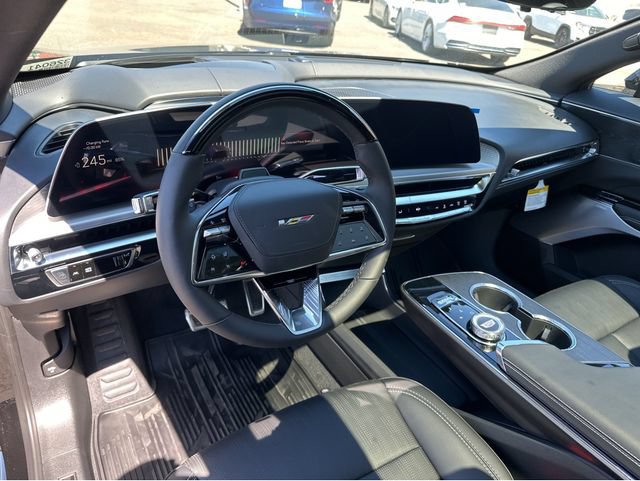New 2026 Cadillac Lyriq V AWD/4WD image 5