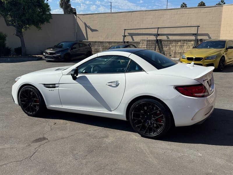 Used 2017 Mercedes-Benz SLC 43 AMG image 10