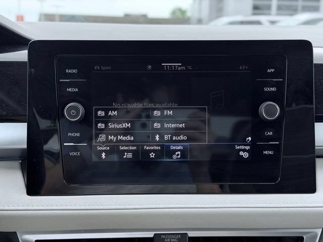 Used 2025 Volkswagen Taos SE AWD/4WD image 36