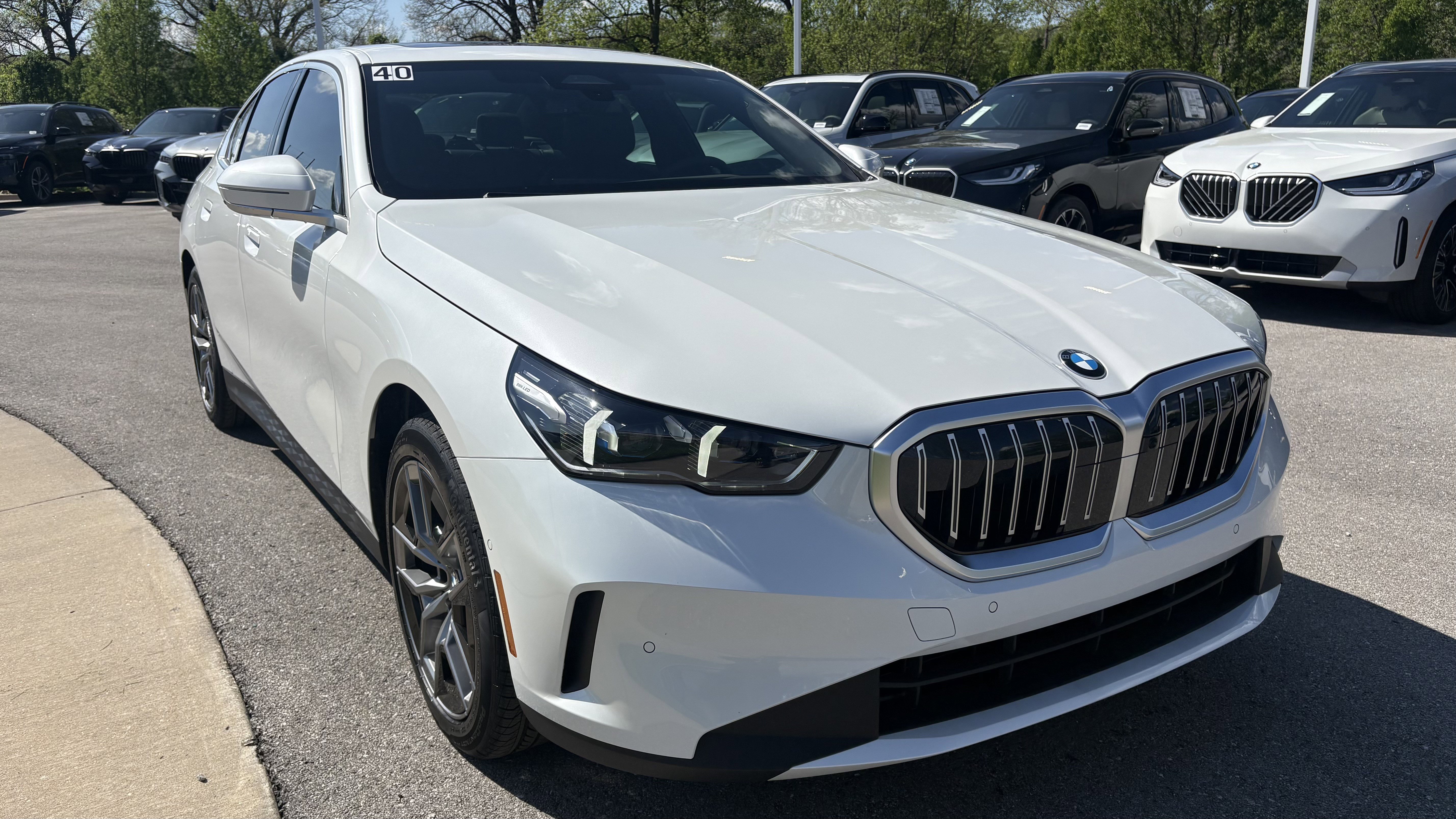 Used 2026 BMW 530i xDrive AWD/4WD image 2