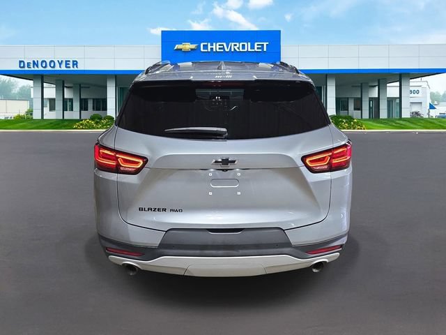 Used 2024 Chevrolet Blazer LT w/ Convenience Package AWD/4WD image 11