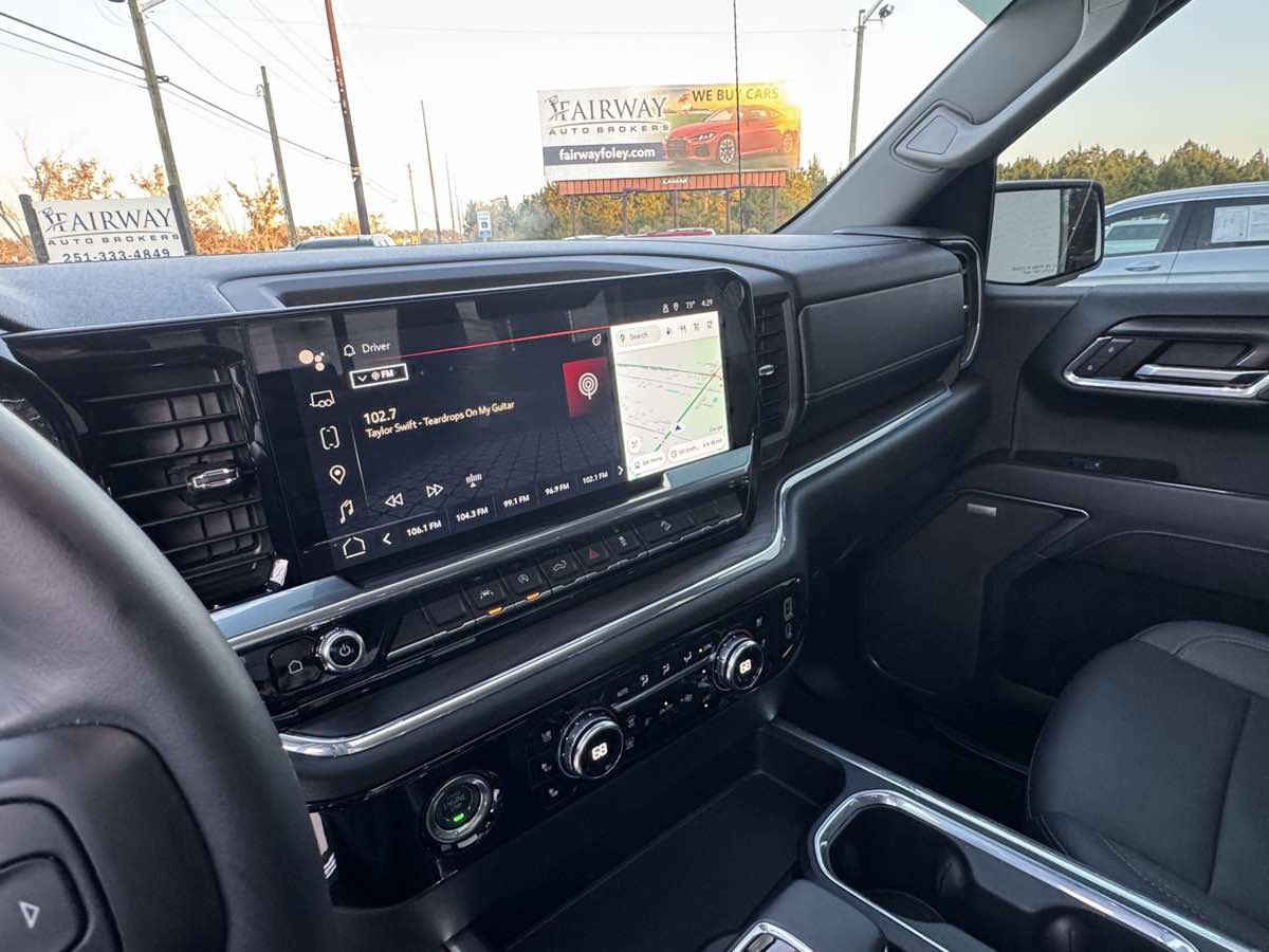 Used 2023 GMC Sierra 1500 SLT w/ SLT Premium Package image 20