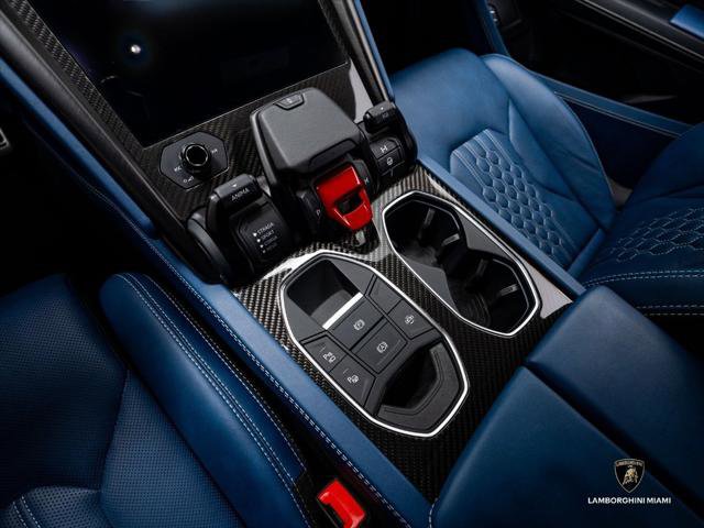 Used 2024 Lamborghini Urus S AWD/4WD image 29