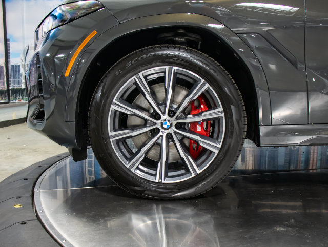 New 2027 BMW X6 M60i AWD/4WD image 7