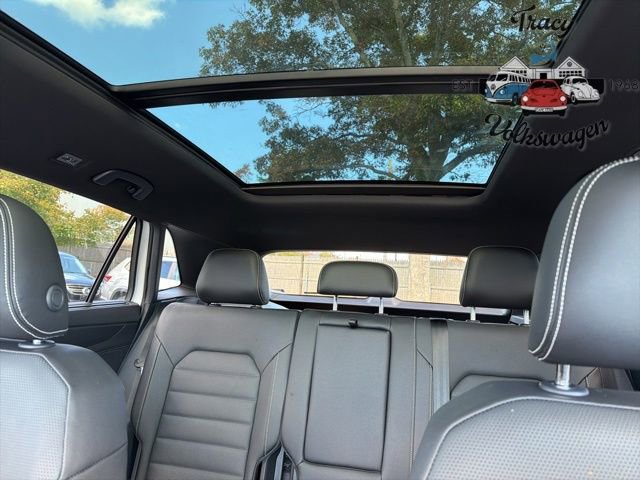 New 2026 Volkswagen Atlas Cross Sport SEL R-Line image 16