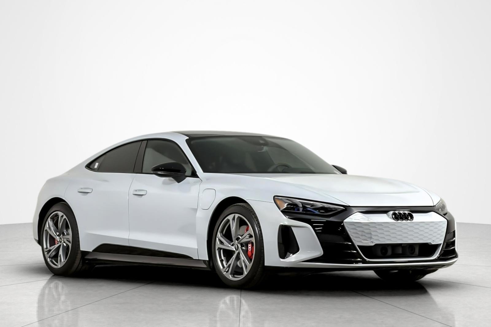 Used 2023 Audi e-tron GT Premium Plus w/ Performance Package AWD/4WD image 7