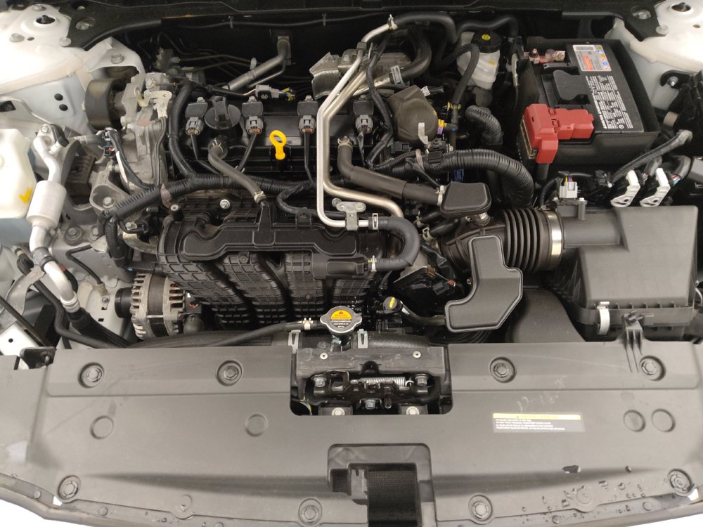 Used 2025 Nissan Altima 2.5 SV FWD image 30