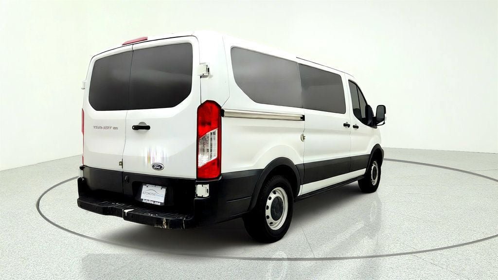 Used 2019 Ford Transit 150 130 Low Roof RWD image 5