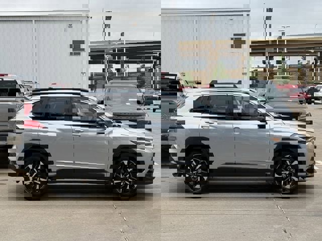 Used 2025 Toyota Corolla Cross AWD Hybrid w/ Convenience Package image 3