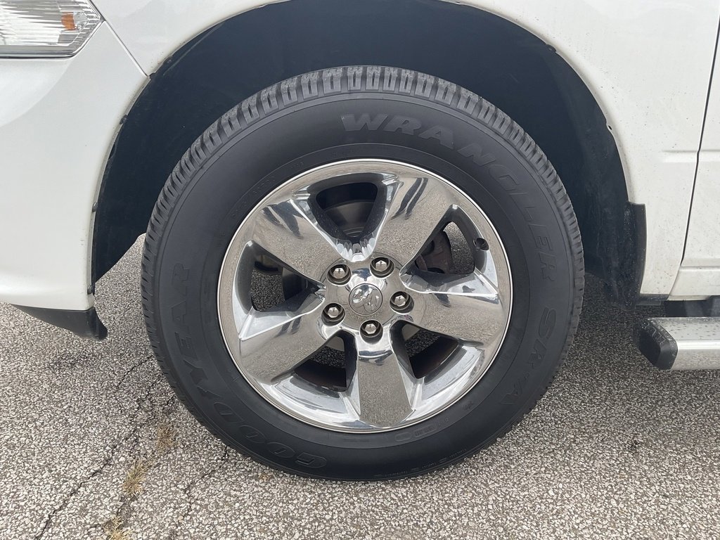 Used 2019 RAM 1500 Express w/ Express Value Package image 14