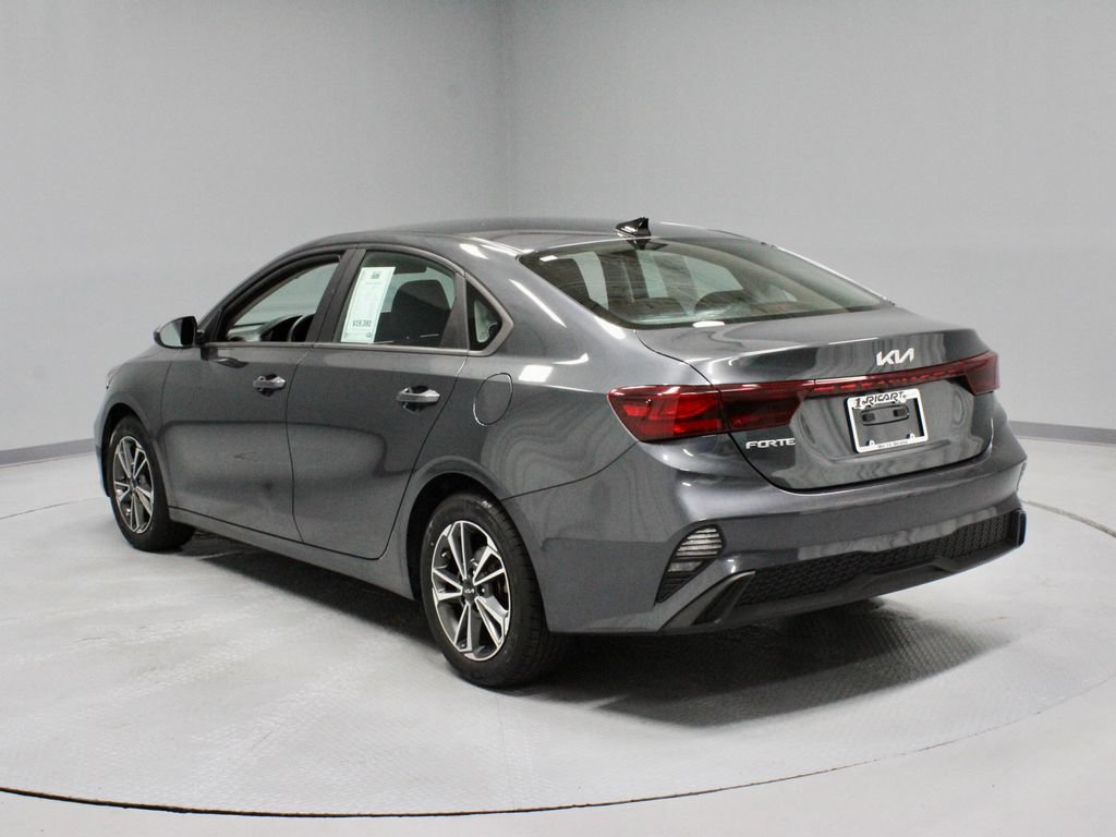 Used 2023 Kia Forte LXS FWD image 8