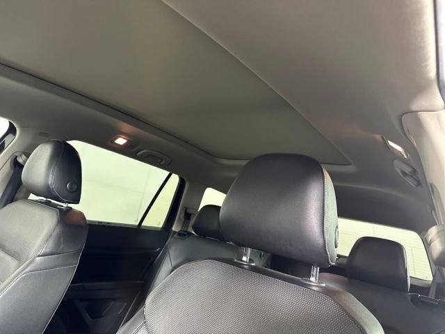 Used 2019 Volkswagen Atlas SEL Premium image 12