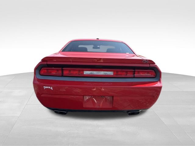 Used 2014 Dodge Challenger R/T RWD image 5