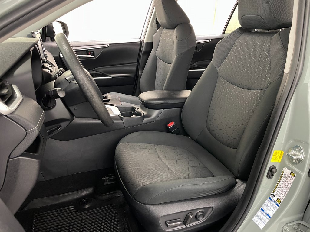 Used 2020 Toyota RAV4 XLE w/ All Weather Liner Package image 20