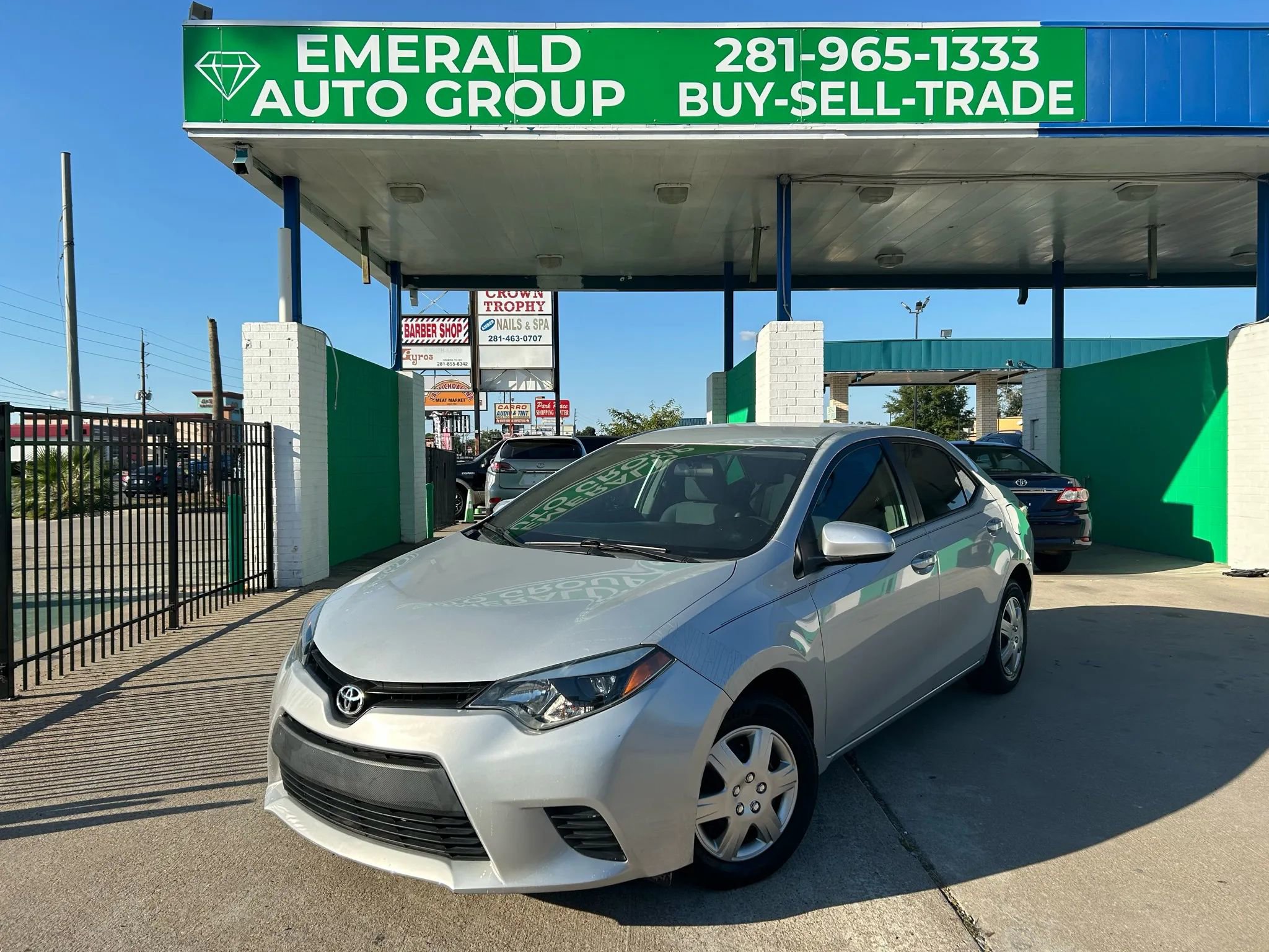 Used 2015 Toyota Corolla L image 1