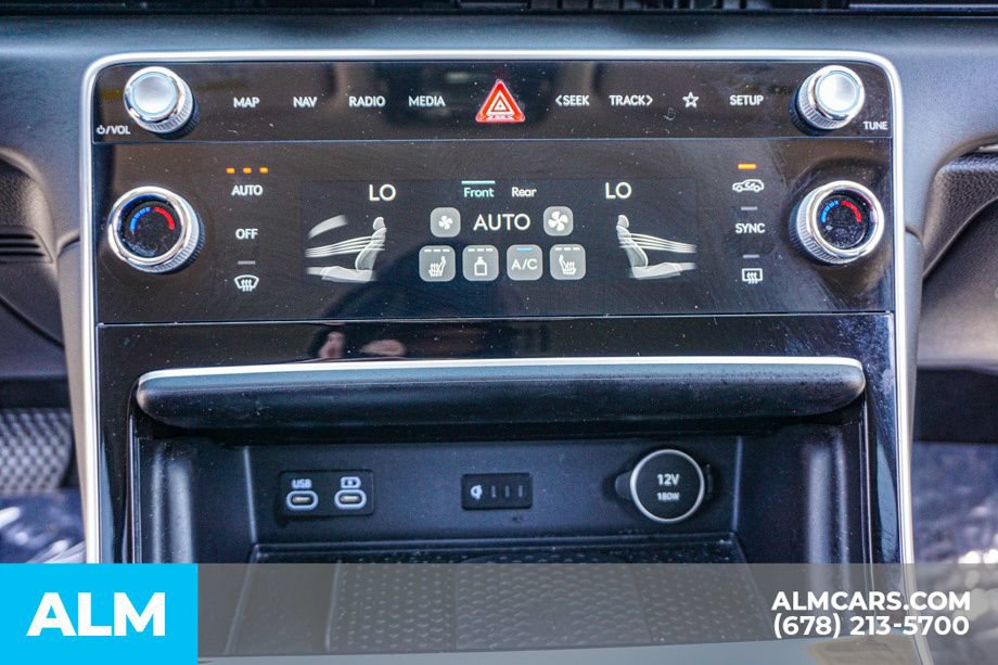 Used 2025 Genesis GV80 2.5T Standard AWD/4WD image 43