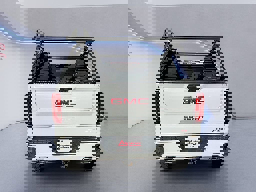 Used 2023 GMC Sierra 1500 AT4 w/ AT4 Premium Package image 4