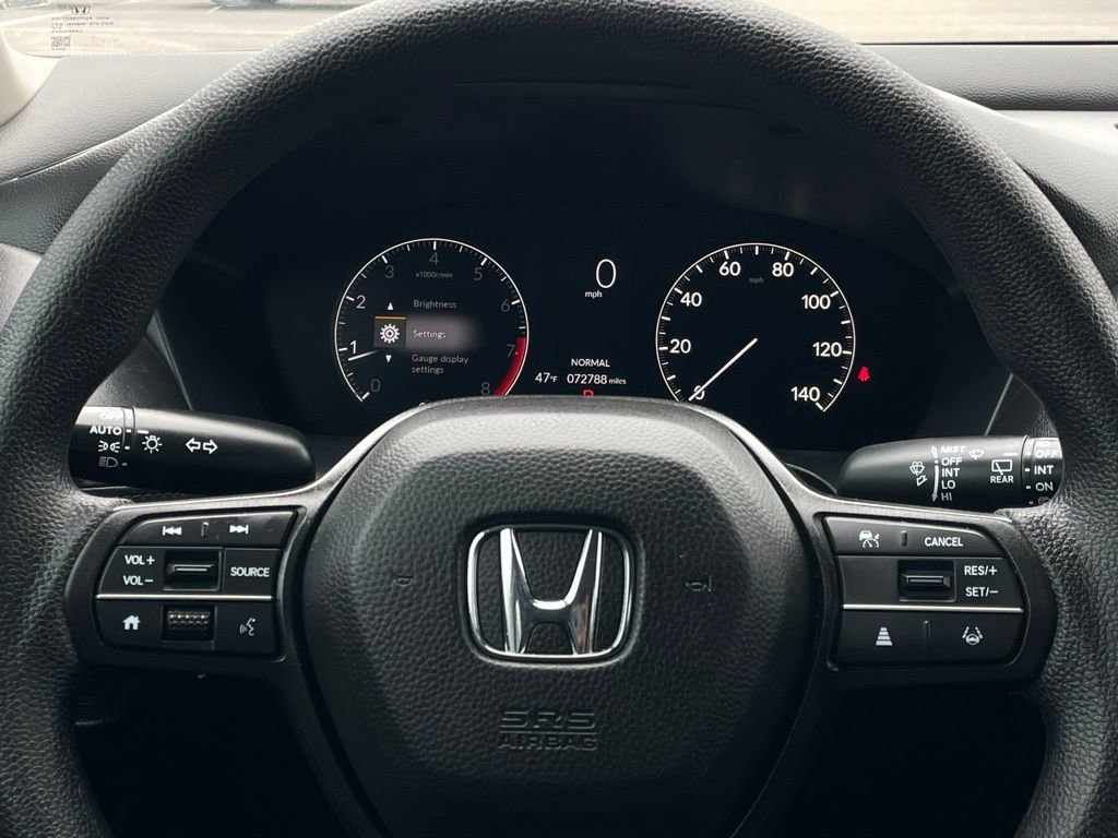 Used 2025 Honda HR-V LX image 12