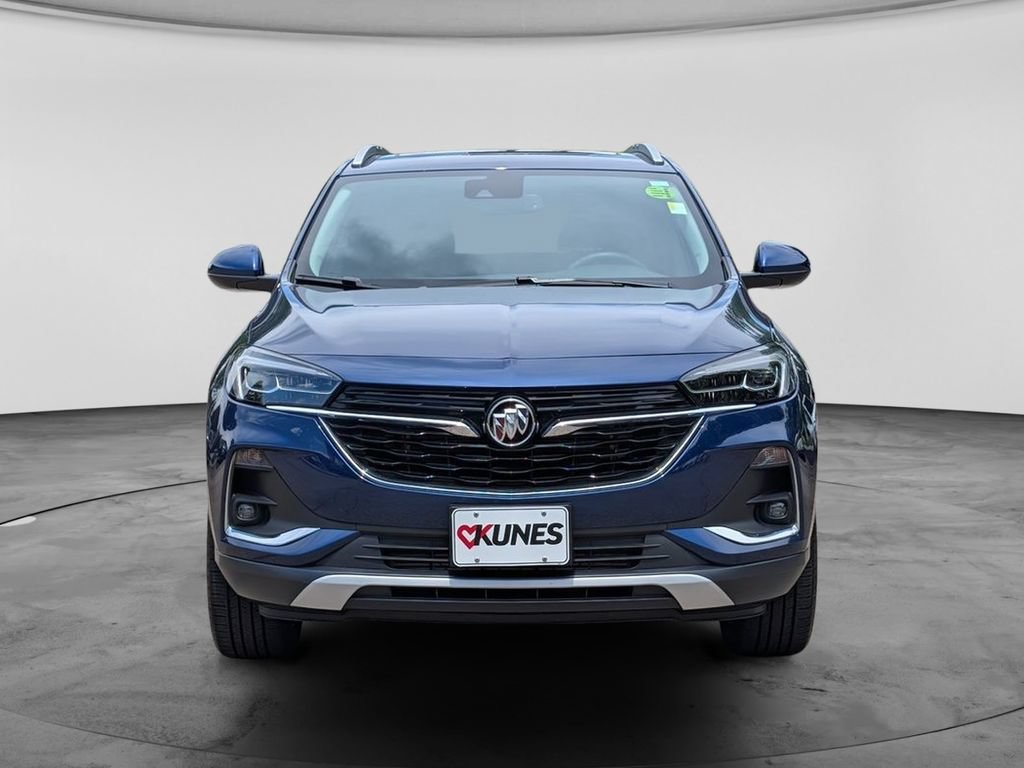 Used 2023 Buick Encore GX Essence w/ Experience Buick Package FWD image 2