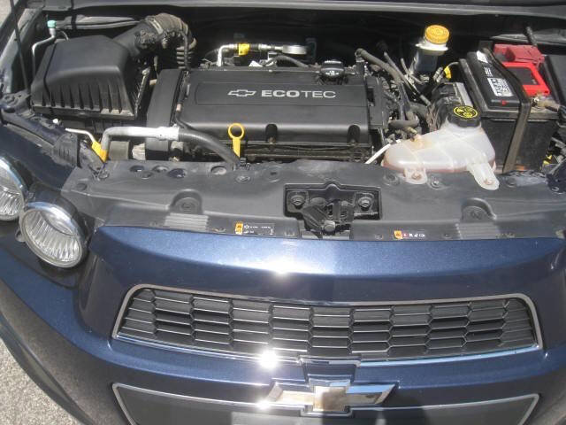 Used 2015 Chevrolet Sonic LS FWD image 28