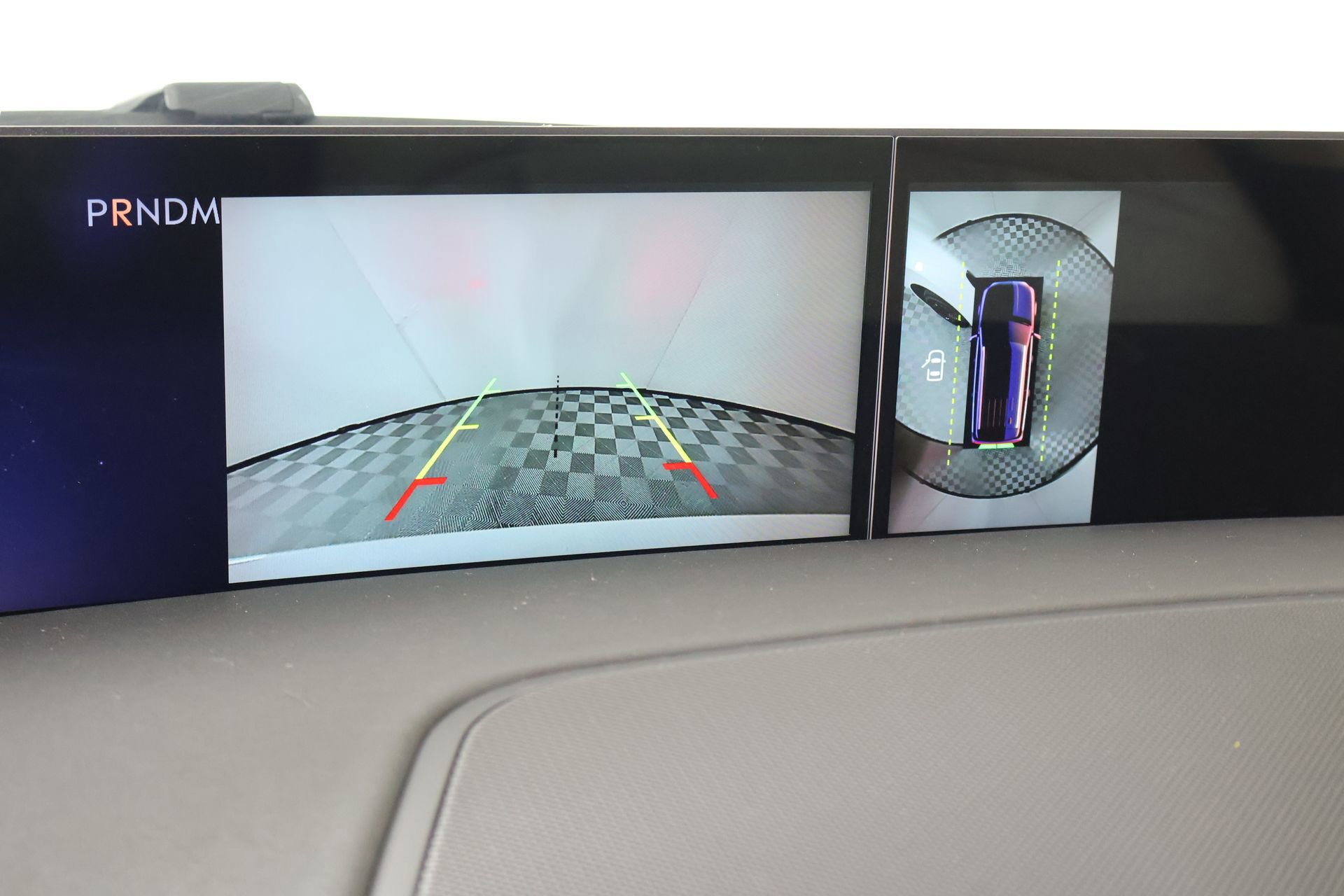 New 2026 Lincoln Navigator Reserve w/ Jet Appearance Package image 7