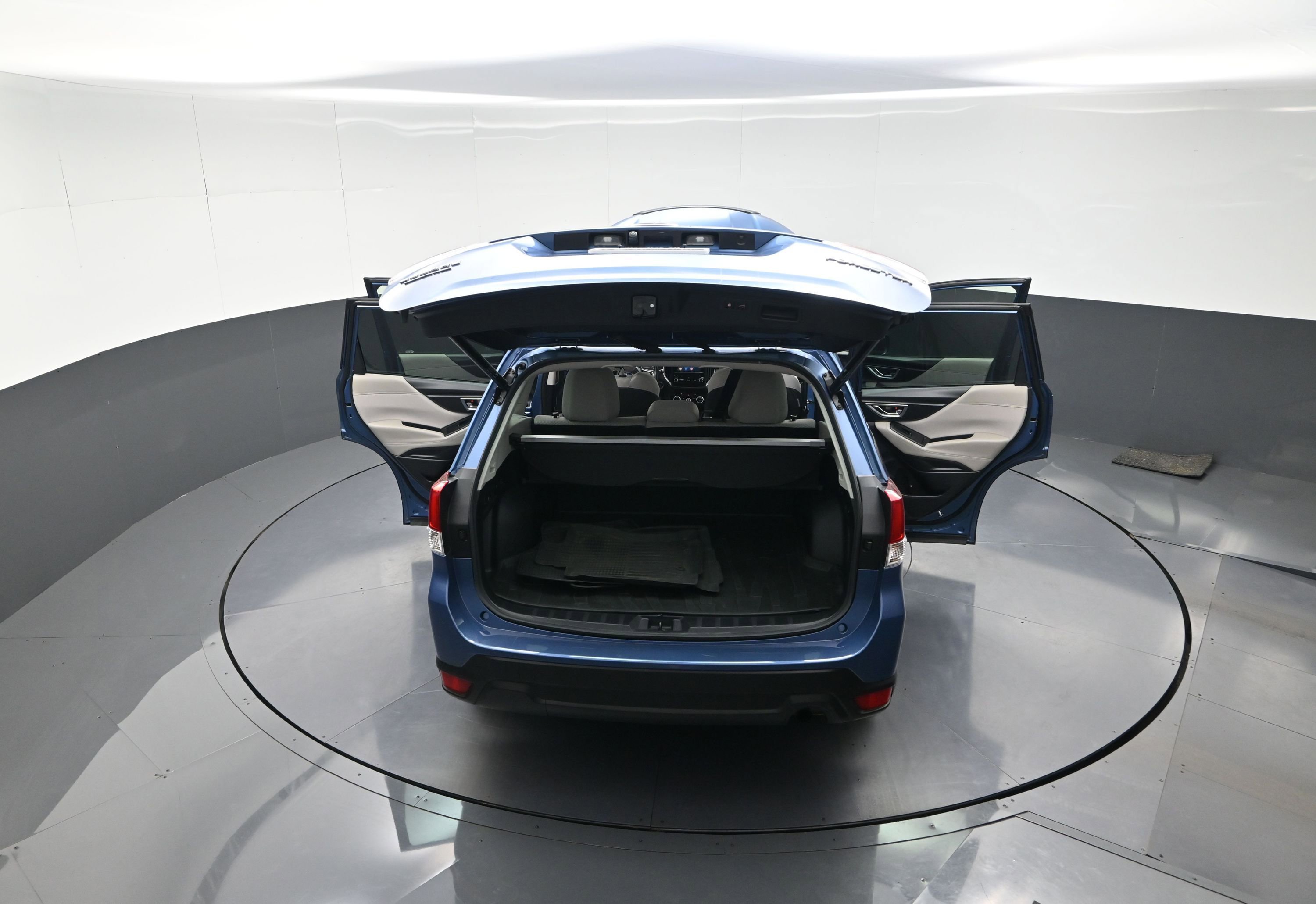 Used 2023 Subaru Forester Premium image 13