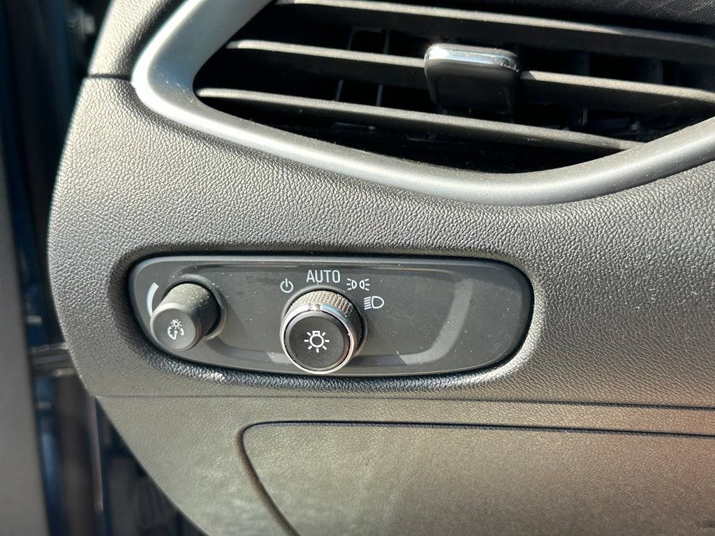 Used 2024 Chevrolet Malibu LS FWD image 29