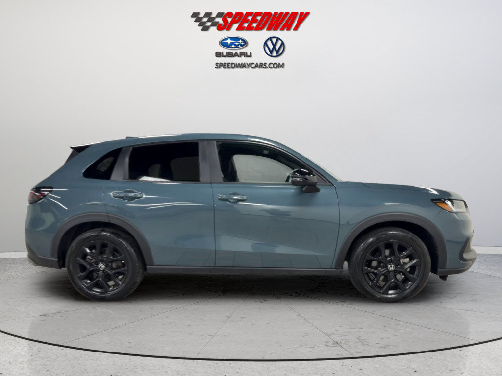 Used 2024 Honda HR-V Sport image 4