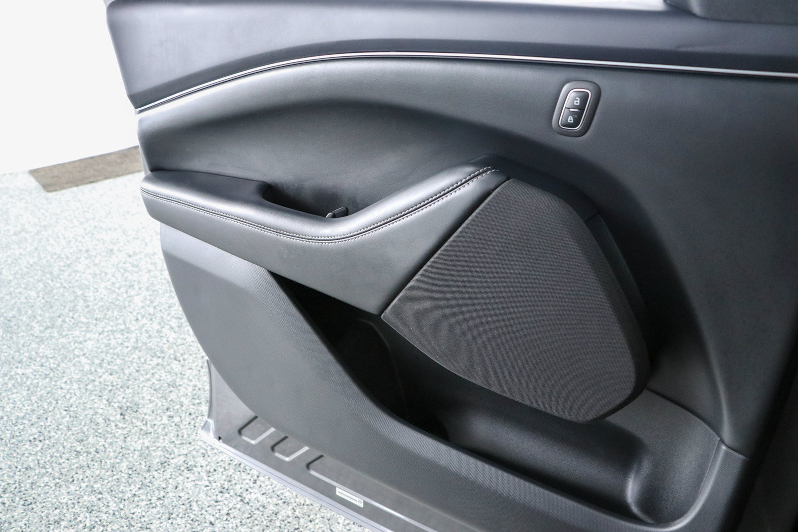 Used 2023 Ford Mustang Mach-E Select RWD image 21