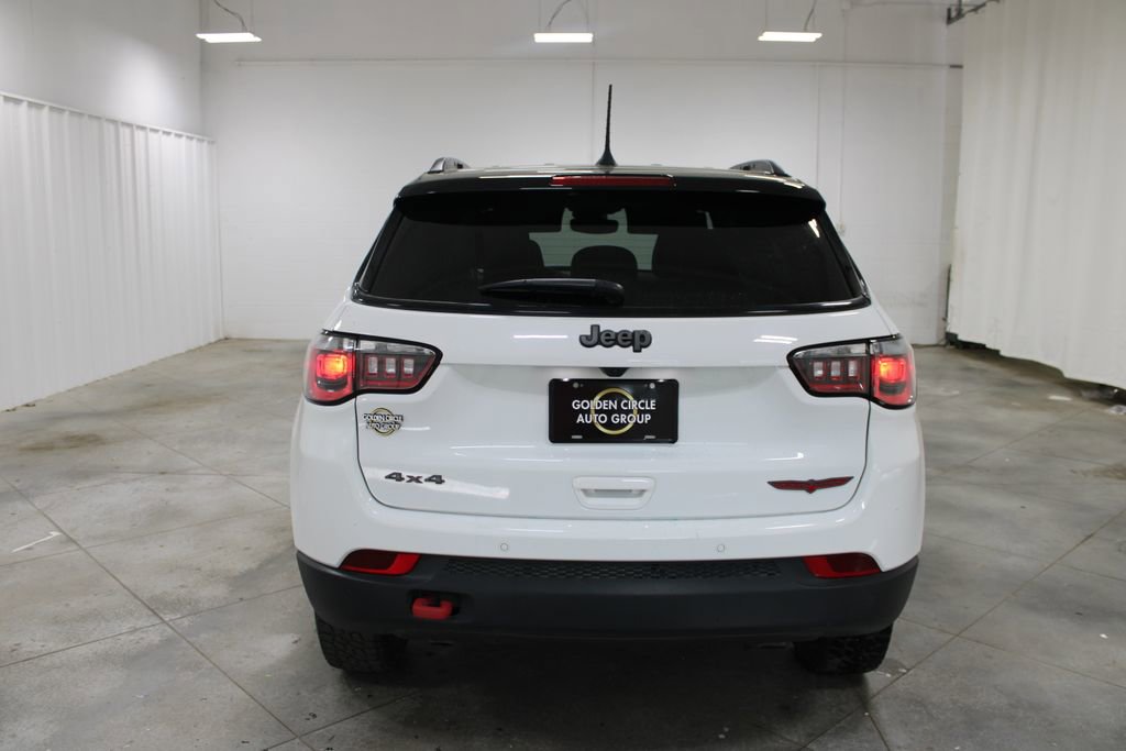 Used 2025 Jeep Compass Trailhawk AWD/4WD image 8