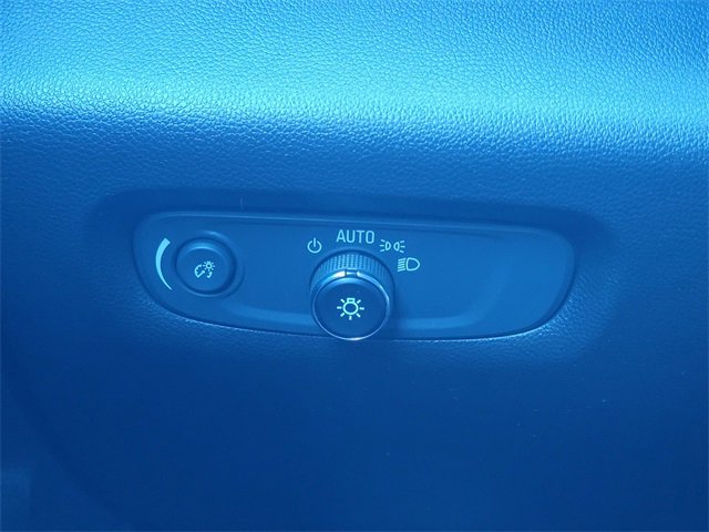 Certified 2023 Chevrolet Traverse LT image 33