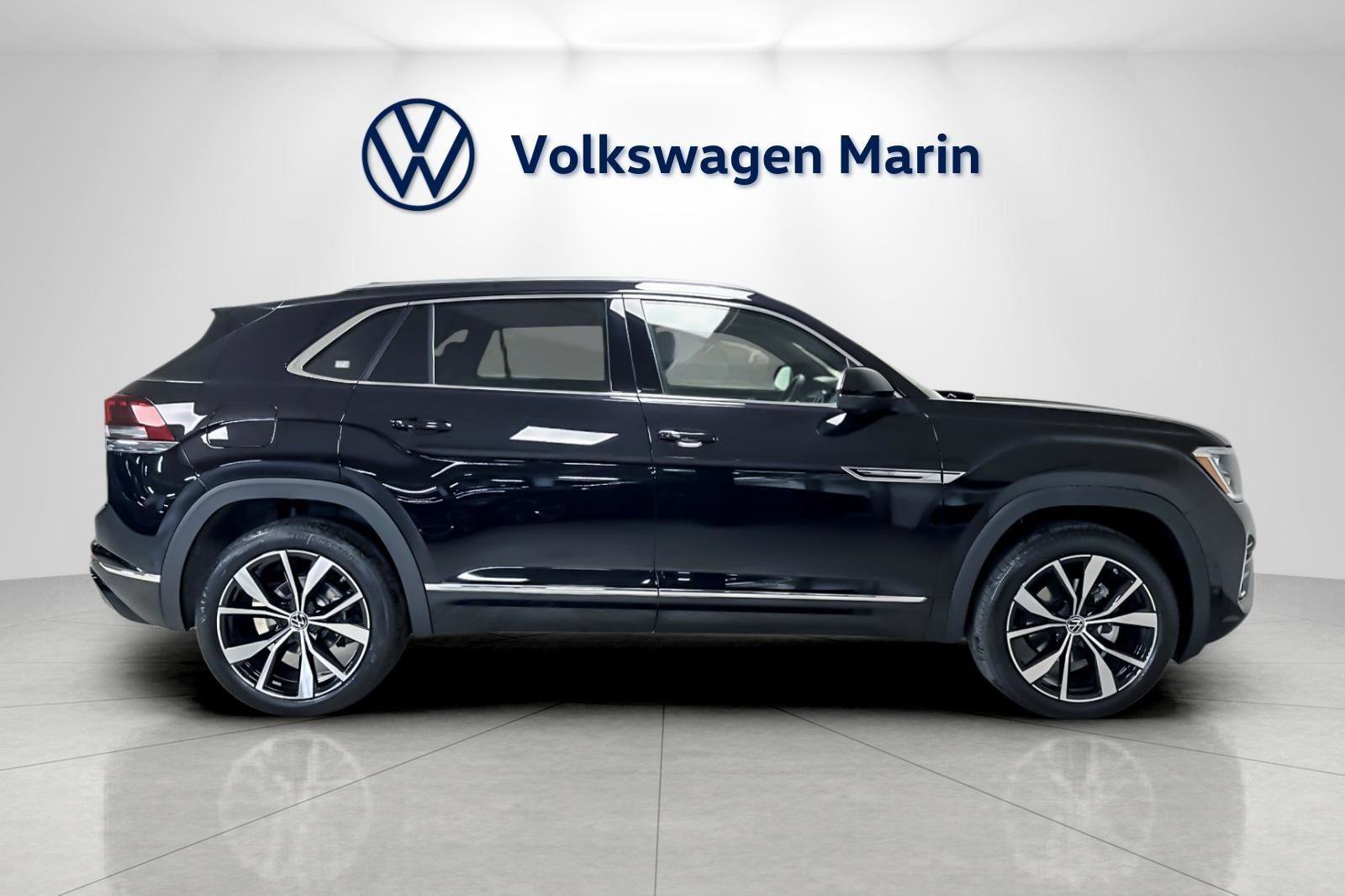 New 2026 Volkswagen Atlas Cross Sport SEL Premium R-Line image 6