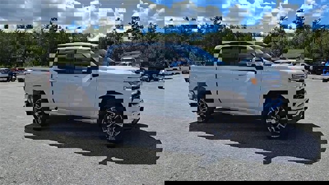 New 2026 Chevrolet Silverado 1500 LT image 2