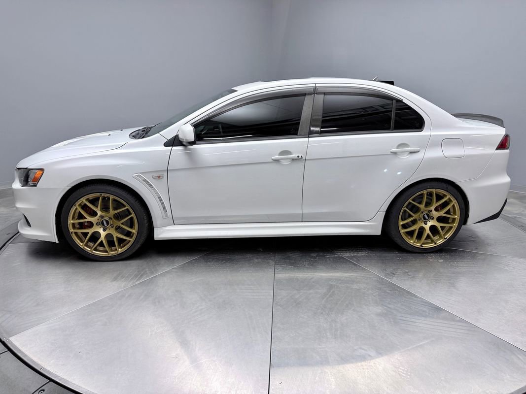 Used 2010 Mitsubishi Lancer Evolution MR Touring image 8