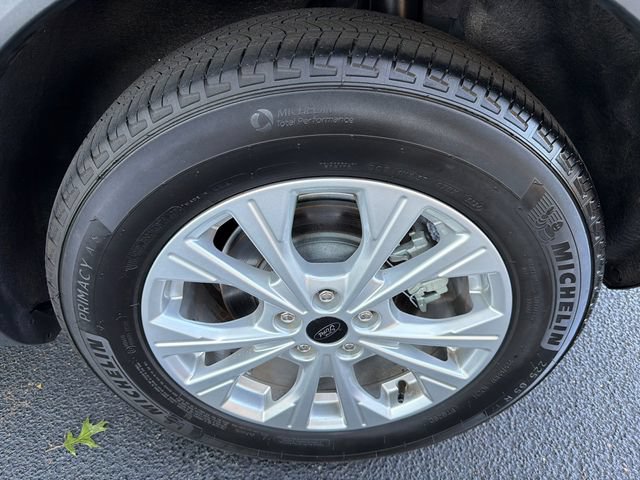 Used 2025 Ford Escape Active FWD image 19