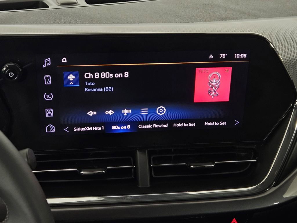 Used 2025 Chevrolet Trax ACTIV w/ Driver Confidence Package image 13