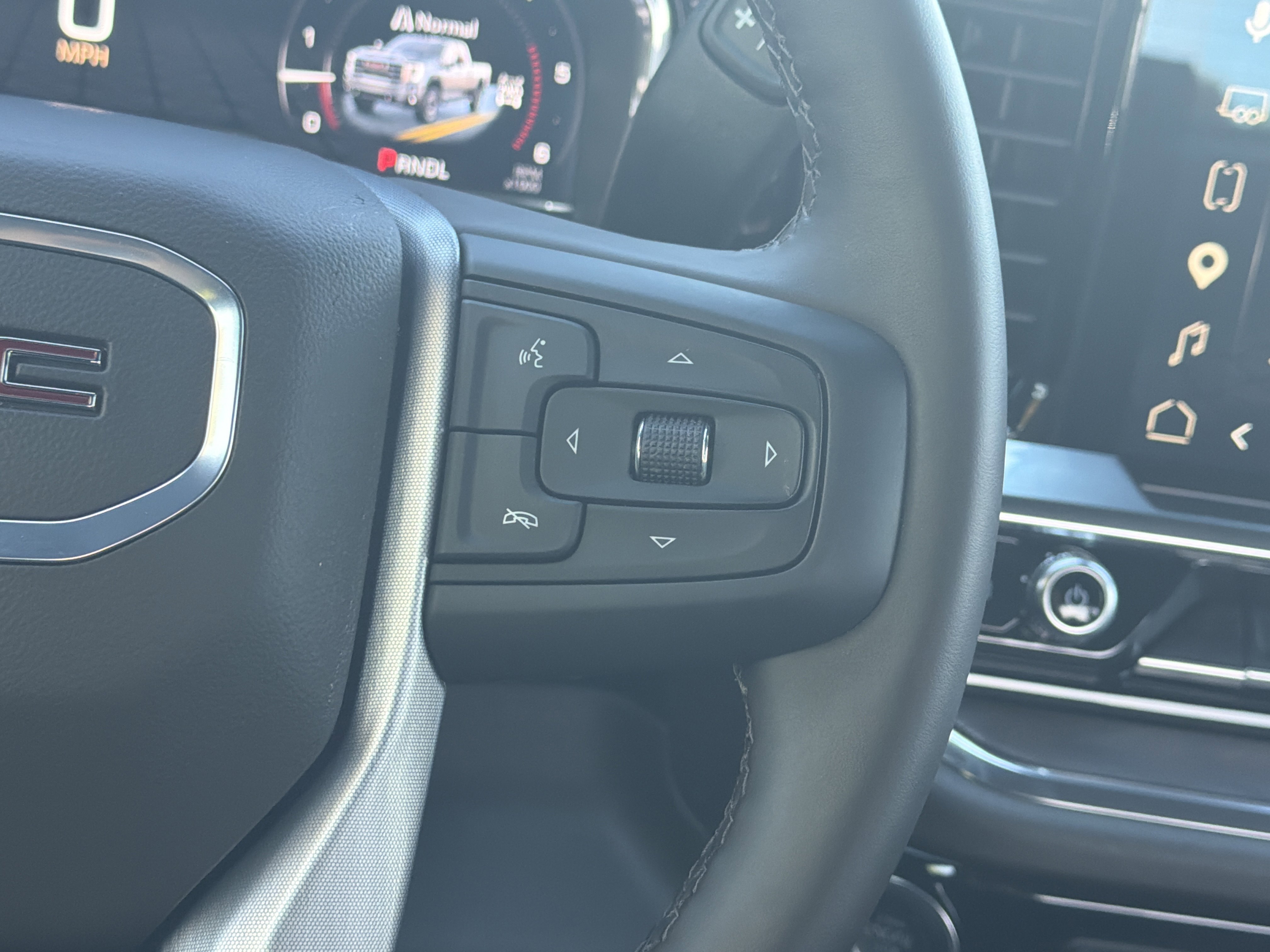 Used 2025 GMC Sierra 2500 SLT AWD/4WD image 19